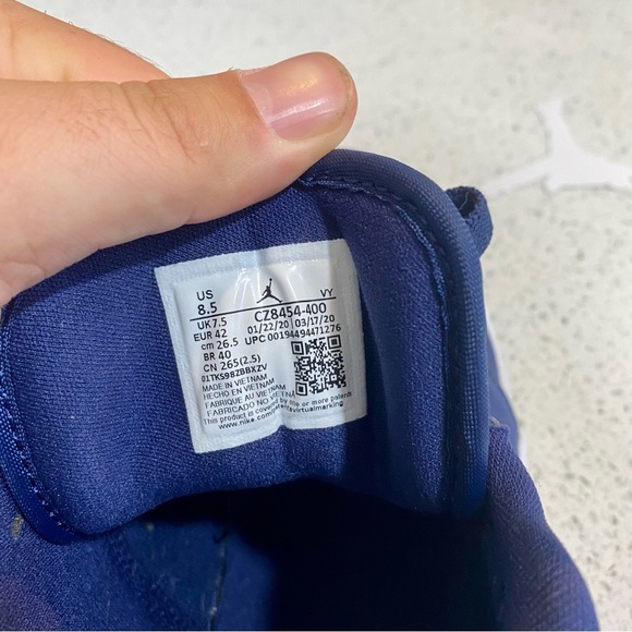 SOLD Dead Stock Air Jordan 1 Low ‘USA’ Sneakers 2020 Mens 8.5 - Picture 7 of 13